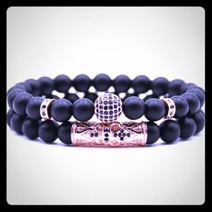 Unisex black and rose beaded bracelet
